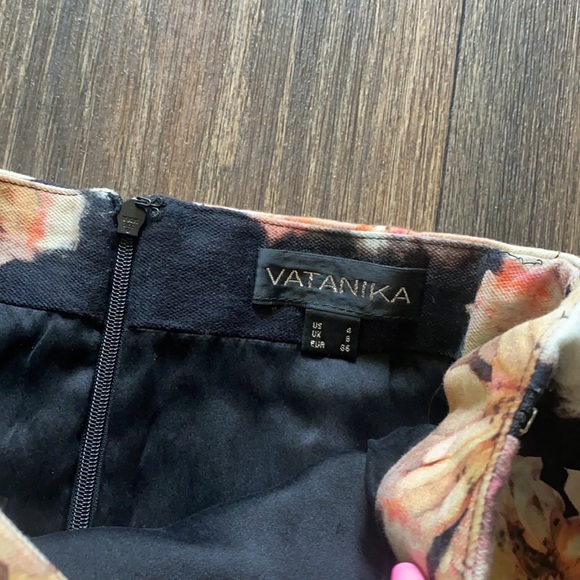 Vatanika Floral Skirt - Picture 4 of 6